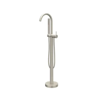 IVY Bond Badmengkraan vrijstaand met draaibare uitloop, slang 150cm en staafhanddouche Geborsteld nickel PVD