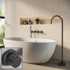 Afbeelding 1 Saniclear Plus Stripes inbouw badkraan met vrijstaande uitloop en staafhanddouche verouderd ijzer - gunmetal