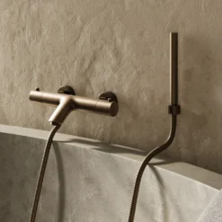 Afbeelding 1 Saniclear Antique thermostatische opbouw badkraan met handdouche verouderd messing
