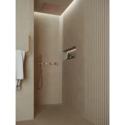 Afbeelding 2 Saniclear Plus inbouw regendouche met inbouw douchekop 30x30cm en staafhanddouche geborsteld koper