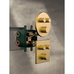 Afbeelding 2 Sapho Smart Select Thermostatische inbouwdouchemengkraan met inbouwbox, 2 uitgangen, mat goud